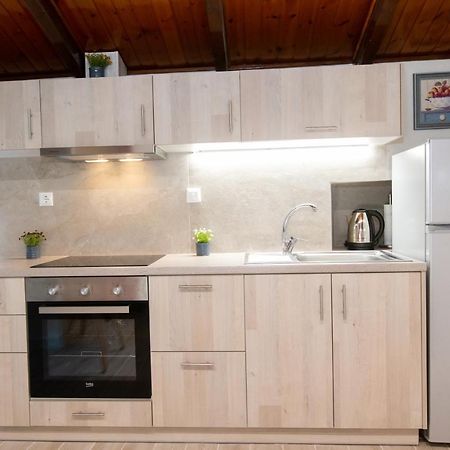 Odisseus Old Town Apartment コルフ島 エクステリア 写真