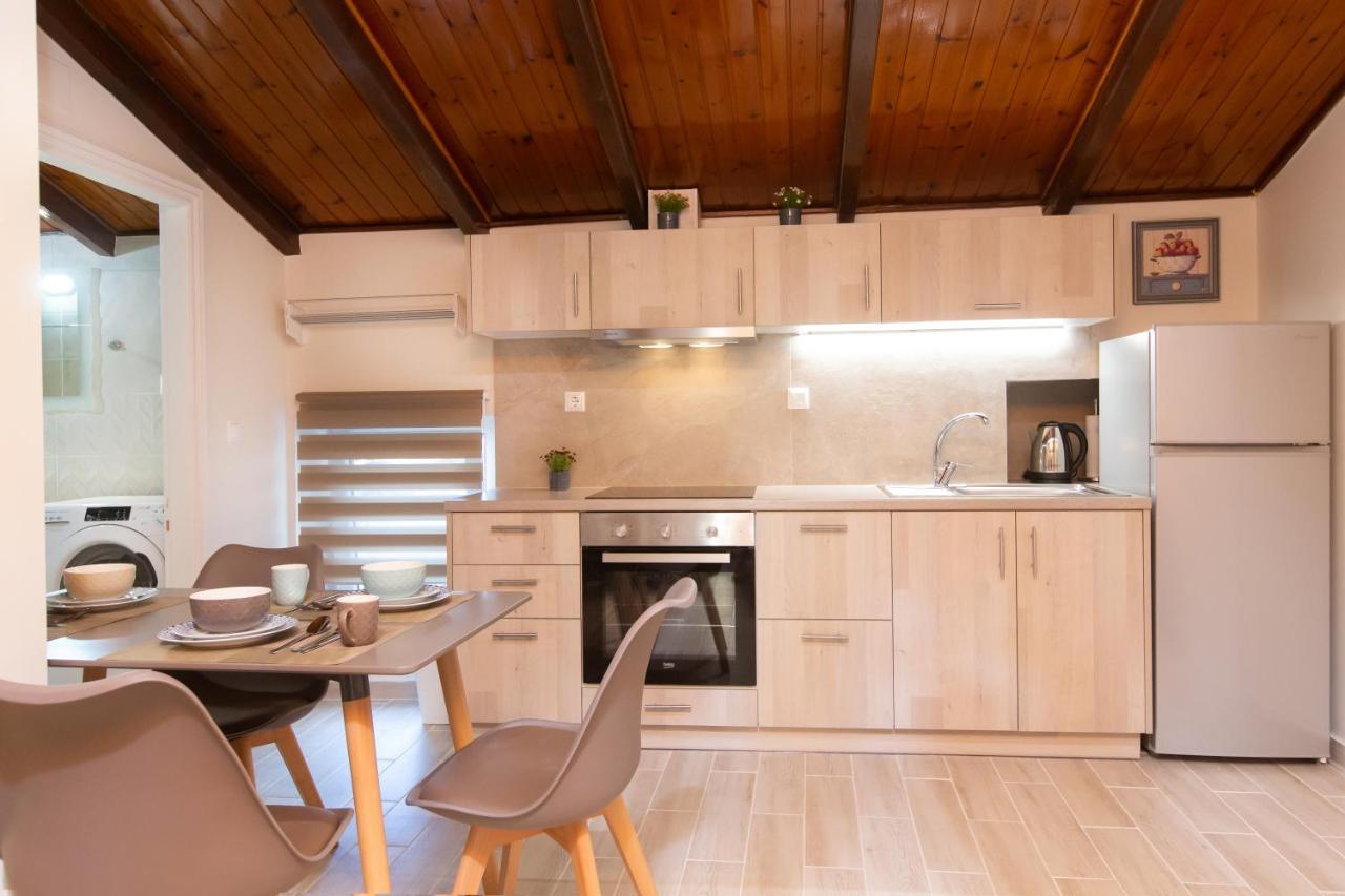 Odisseus Old Town Apartment コルフ島 エクステリア 写真